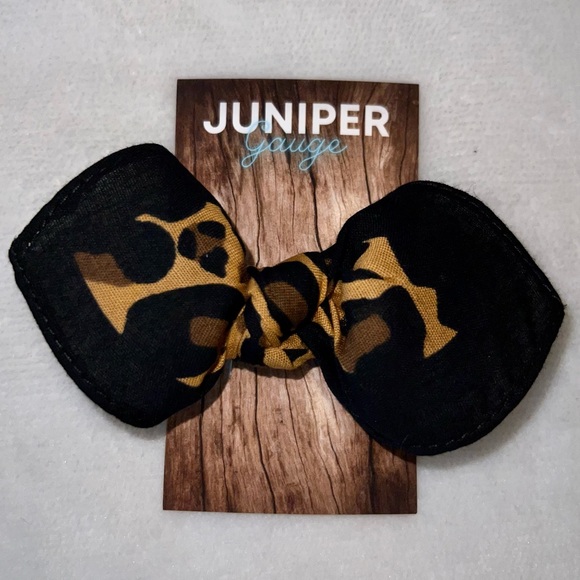 Leopard Print Exotic Bandana Knotted Hair Bow - Picture 11 of 11